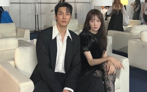 Bom Visual, Lee Sung Kyung dan Kim Young Kwang Tampil Intim di Pemotretan Baru