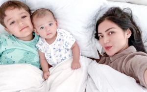 Jessica Iskandar Pamer Foto Mandi Bareng Anak, Ketampanan Kedua Putra Disorot
