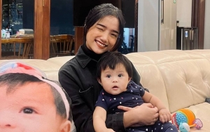 Fuji An Dikira Tak Hadir di Pesta Ultah Ameena, Penampilan Terbaru Cantik Manglingi