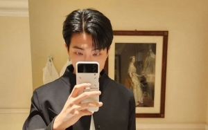 RM BTS Sukses Bikin Fans Meleleh dengan Gaya Kerennya di Acara Fashion Bottega Veneta