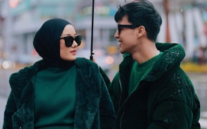 Dinda Hauw Masuk RS, Rey Mbayang Minta Doa Jelang Kelahiran Anak Kedua