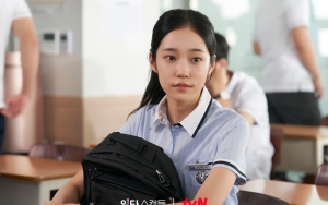Roh Yoon Seo 'Crash Course In Romance' Cantik Abis Jalani Wisuda di Universitas Ewha