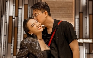 Wika Salim Diduga Dilamar Kekasih di Paris, Cincin Pada Jari Manis Bikin Salfok