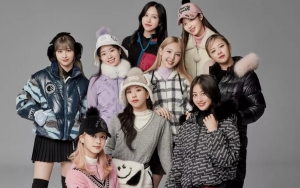 Fans Ungkap Kekesalan Ke JYP Usai Twice Pakai Busana Yang Sama Berulang Kali