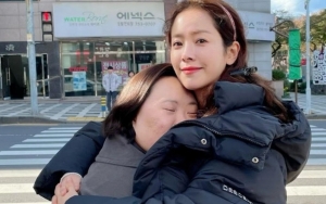 Han Ji Min Bikin Hati Fans Luluh Usai Pamer Kencan Mesra Bareng Jung Eun Hye 'Our Blues'