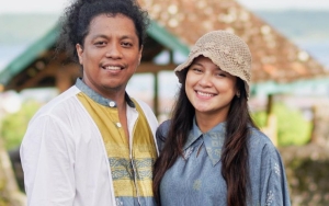 Suami Teladan, Arie Kriting Temani Indah Permatasari Syuting di Luar Kota Sambil Momong Anak