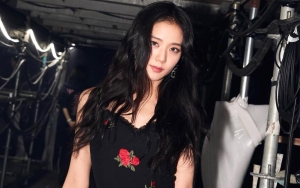 Jisoo BLACKPINK Seru-Seruan dengan Fans di Weverse, Beri Bocoran Soal Album Solonya