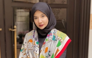 Sukses Gelar Fashion Show, Zaskia Sungkar Nangis Kenang Perjuangan Besarkan Bisnisnya
