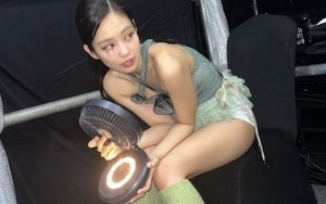 Jennie Tampil Makin Berani Berpose Dengan Pakaian Dalam Seksi di Kampanye Calvin Klein