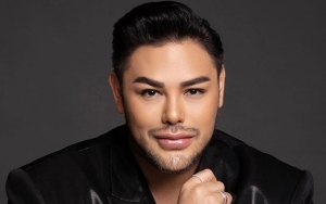 Ivan Gunawan Nonton Fashion Show, Baju Unik Para Model Bikin Gagal Paham