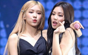 Rose dan Jennie BLACKPINK ke Konser Harry Styles, Interaksi Manis di Backstage Bikin Heboh