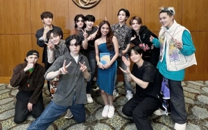Naura Girang Foto Bareng TREASURE, Fakta Diundang YG Entertainment Bikin Salut