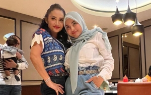 Masih Umrah, Aurel Hermansyah Tak Lupa Beri Ucapan Ultah Manis Untuk Krisdayanti