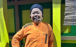 Ibunda Adul Meninggal Dunia Saat Ditinggal Beli Bubur, Sang Pelawak Lemas Hingga Dibopong