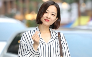 Park Bo Young Tolak Komedian Terkenal yang Minta Kontaknya