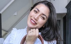 Geger Rumah Jessica Iskandar Diduga Didatangi Pocong, Bukti CCTV Bikin Merinding