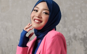 Sambil Nangis, Putri Delina Ungkap Caranya Kuat Hadapi Bullying Dari Netizen