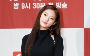 Dispatch Rilis Foto Kim Sae Ron Asyik Main Poker Padahal Sambat Melarat