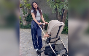 Indah Permatasari Pamerkan Stroller Canggih Sang Anak, Harga Bikin Elus Dada
