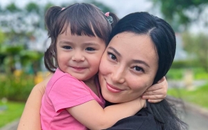 Ayah Asmirandah Meninggal Dunia, Kenangan Lawas Bareng Chloe Sang Cucu Bikin Mewek
