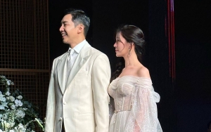Manten Baru, Lee Seung Gi & Lee Da In Menolak Foto Bareng Fans