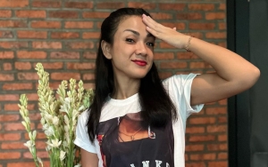 Pamer Abs Seksi, Nirina Zubir Malah Curhat Dilema Gegara Hal Sepele