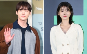 Pacaran, Lee Jong Suk Kepergok Bucin IU Saat Berangkat Ke Filipina