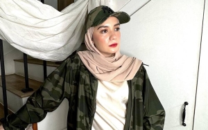 Putri Anne Diduga Lepas Hijab Usai Rumor Pisah dari Arya Saloka, Aksi Goda Teman Pria Dikasihani