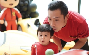 Suami Sandra Dewi Ngakak Lihat Anak Sulung Ikutan Lomba Adu Bibir Monyong
