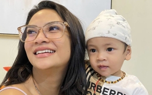 Foto Sepupu Gala Sky Dibaptis Viral, Kisah Ibu Vanessa Angel Masuk Islam Kembali Disorot