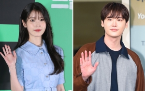 Senyuman IU Berangkat Kerja Dikaitkan Dengan Sang Pacar Lee Jong Suk