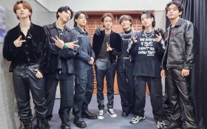 Member BTS Termasuk Jin Foto Bareng J-Hope Jelang Wamil, Lanjutkan Tradisi Pegang Kepala
