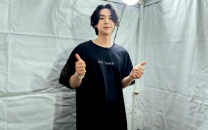 Tampilkan Sisi Lain di Konser, Suga Perform Sambil Teguk Wiskey dan Sediakan Minuman Gratis