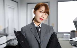 Member Apink Hengkang, Eun Ji Buka Suara Usai Sendirian Perpanjang Kontrak
