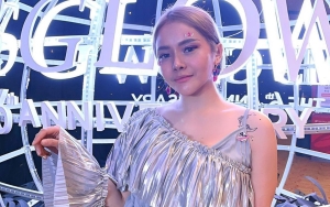 Dikira Berkelas, Style Eks Babysitter Mawar AFI Terkuak Usai Pamer Mirror Selfie Direspons Nyelekit