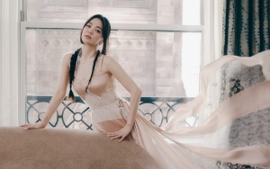 Circle Makin Go Internasional, Song Hye Kyo Pose Bareng Aktor Peraih Oscar di Met Gala 2023