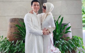 Syahrini Kena Sindir Usai Reino Barack Diduga Kegep Sendirian Naik Pesawat Ekonomi