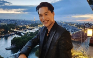 Kai EXO Nangis Bahas Wamil, Nyesek Tak Bisa Ikut Comeback Grup