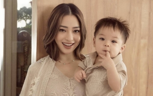 Issa Anak Nikita Willy Tunjukkan Sikap Pemberani Saat Dikelilingi Banyak Anjing