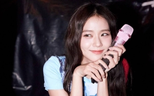 Jisoo Bikin Fans Meleleh Usai Tunjukan Sikap Manis Ke Penggemar Cilik Di Acara Fansign