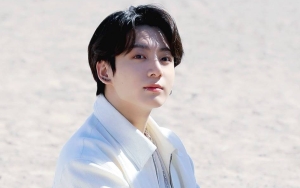 Ayah Jungkook BTS Traktir ARMY Beruntung Gara-gara Bawa Photocard Lucu