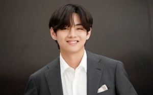 Ukuran Mata V BTS Jadi Perbincangan