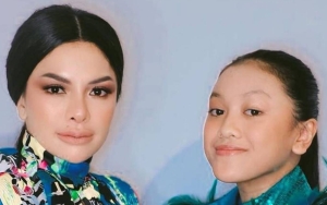 Loly Nangis Kejer Usai Bongkar Aib Nikita Mirzani Suka Paksa Live Jualan di TikTok