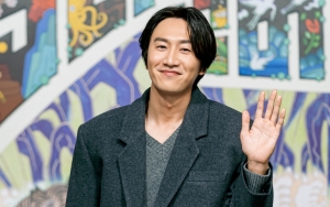 Penampilan Anyar Lee Kwang Soo Dikaitkan Beberapa Tokoh Ternama