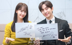 Poster 'King the Land' YoonA SNSD & Lee Jun Ho Disanjung Media Korea