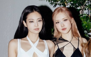 Rose BLACKPINK Ngerap Dadakan di Konser, Ekspresi Jennie Disorot