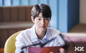 Song Joong Ki Disangka Ngode Jenis Kelamin Anaknya Bareng Katy