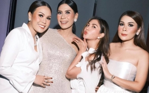 Momen Akrab Jessica Mila Hangout Bareng Tiga Kakak Ipar Usai Dinikahi Yakub Hasibuan Disorot