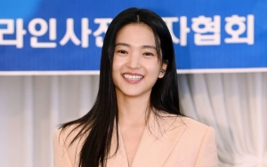 Kim Tae Ri Minta Maaf Sendiri Usai Dikritik Soal Minta Penerjemah Gratisan