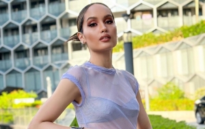 Lagi Capek, Perlakuan Cinta Laura ke Fans Saat di Bandara Jadi Perbincangan